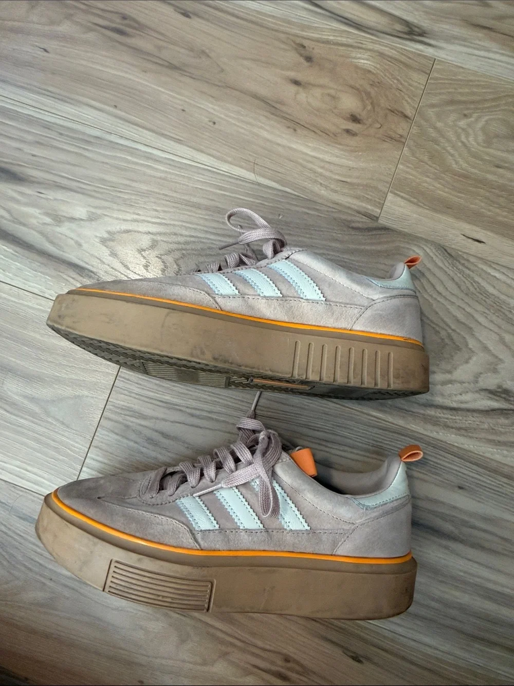Adidas Women's Super Sleek 72 'Ash Pearl Gum' sneakers